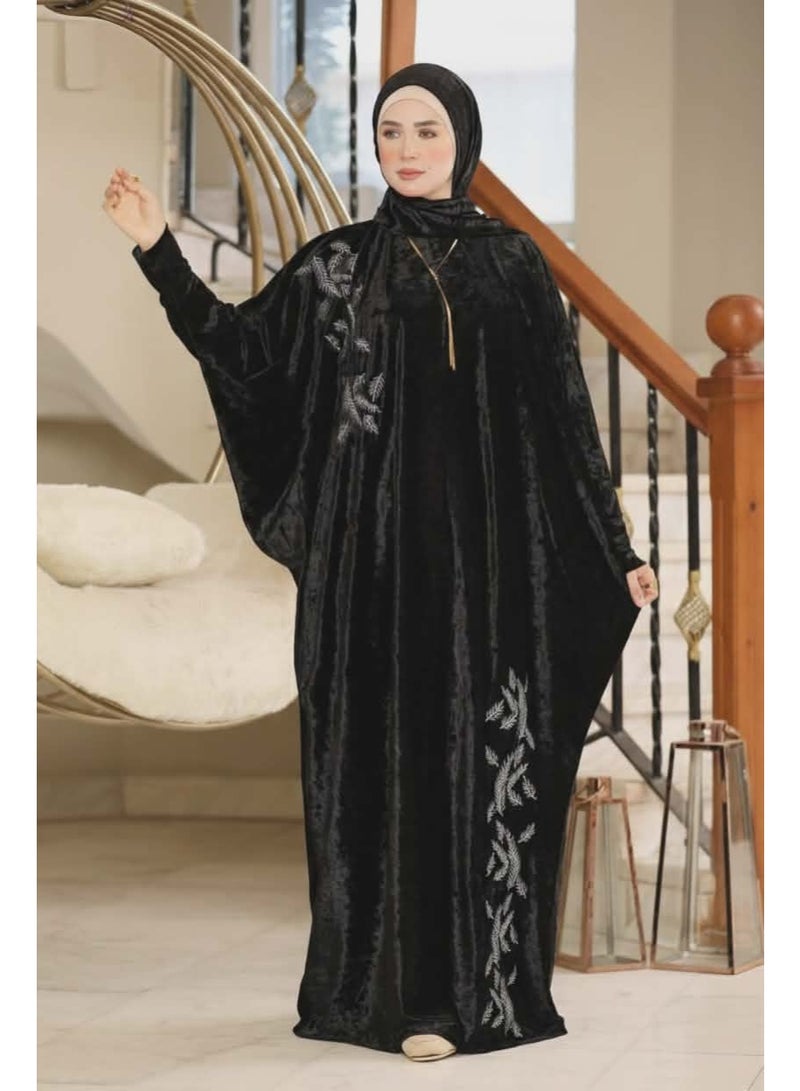 Women's prayer robe – with distinctive and elegant black embroidery - Image 1